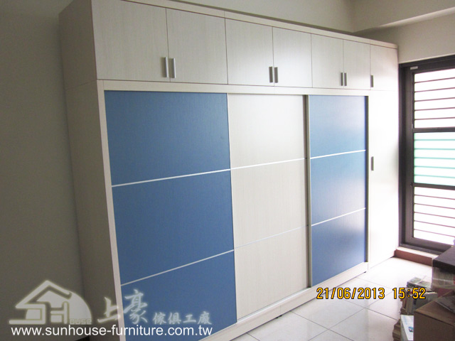 1306龍國街石老師訂製12尺大衣櫃