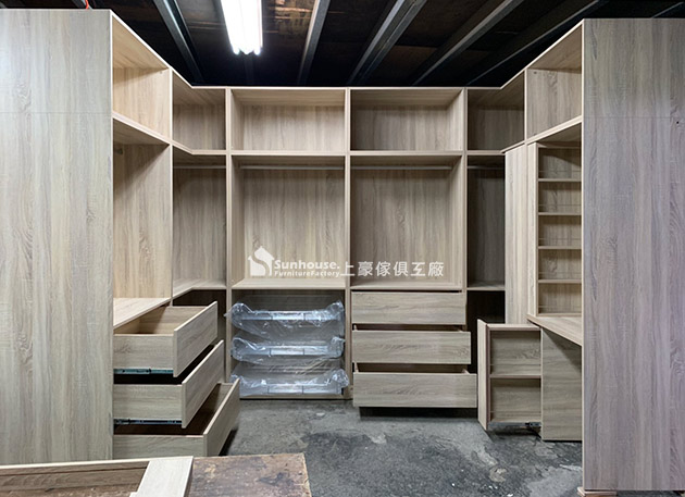 上豪傢俱 - 木心板