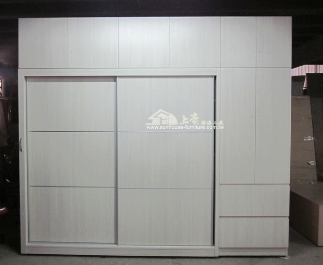 1701-1和善街陳先生9尺訂製衣櫃