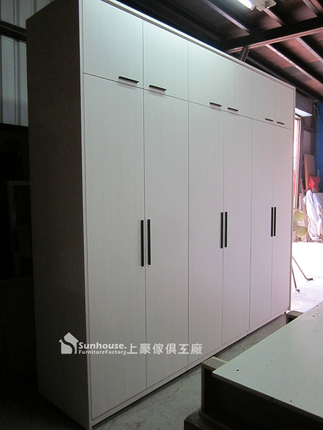 2003-5仁和路陳小姐訂製9尺衣櫃