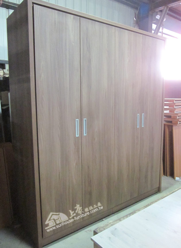 1601-11歸仁王小姐訂製6.5尺系統衣櫃
